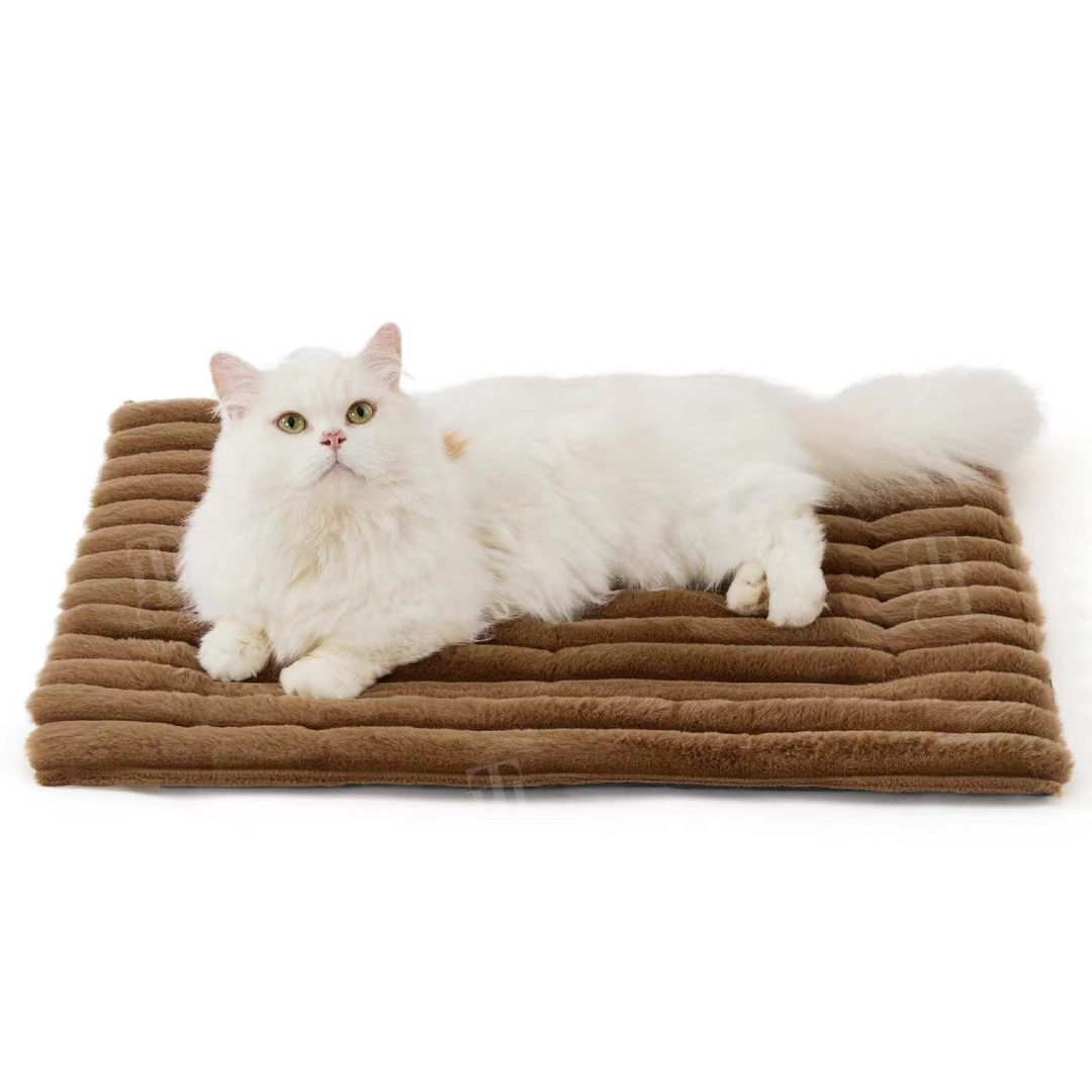 🌡️ Warmth Without the Worry | Self-Warming Pet Mat